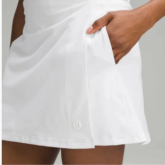 Wrap Front Mid Rise Golf Skirt sz 8 - Picture 2 of 5